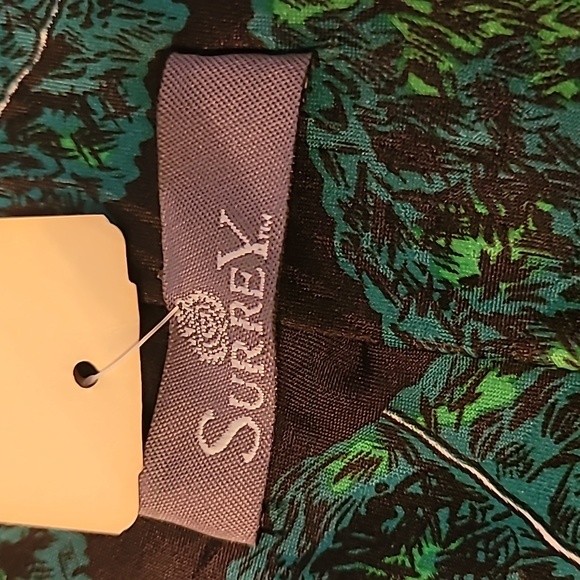 Christmas tie Surrey new with tags - Picture 3 of 3